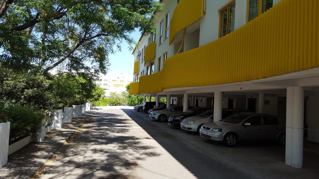 Sunshine Apartment Quarteira Dış mekan fotoğraf